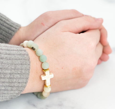 products/HannahWithherbracelet.jpg