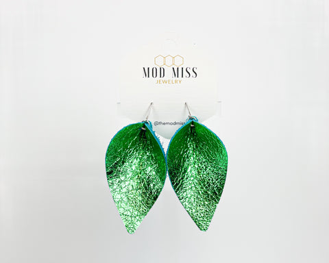 Leather Petal Earring "Metallic Green"