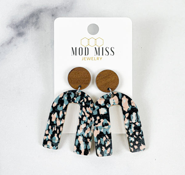 Cork+Leather Arch Earring "Leopard Bazaar"