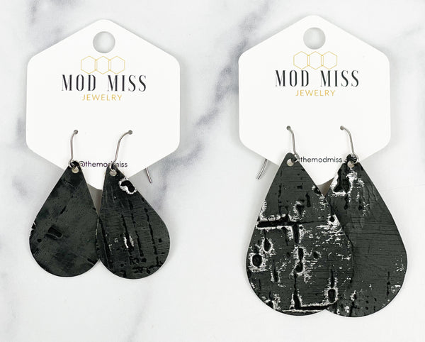 Leather Teardrop Earring "Wildwood Gray"