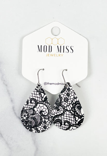 Leather Teardrop Earring "Black&White Lace"