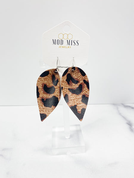 Leather Petal Earring "Leopard Urban"