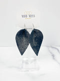 Leather Petal Earring "Rock N Roll Black"
