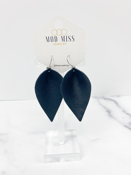 Leather Petal Earring "Worn Black"