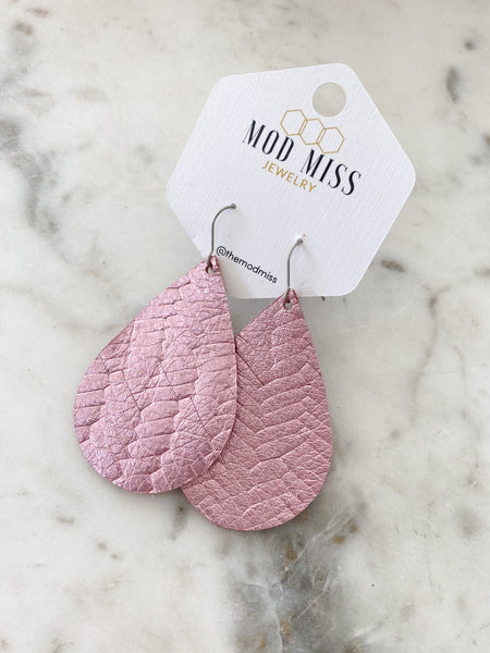 Leather Teardrop Earring "Weaved Metallic Light Pink"