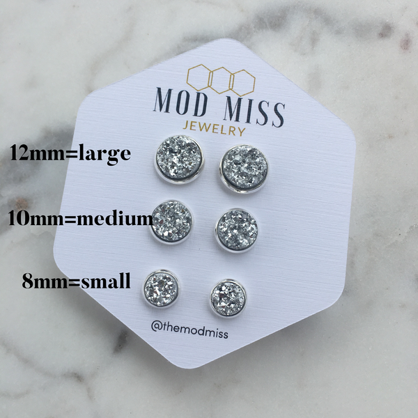 Druzy Stud Earring "Silver"