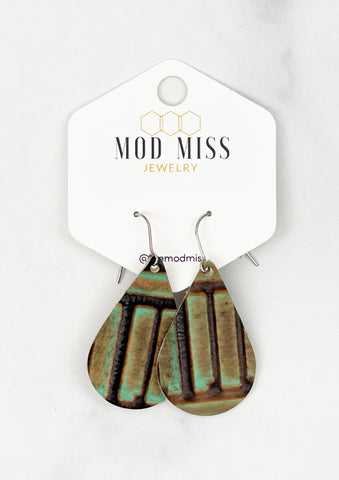 products/navajowesternsmallteardrop.jpg