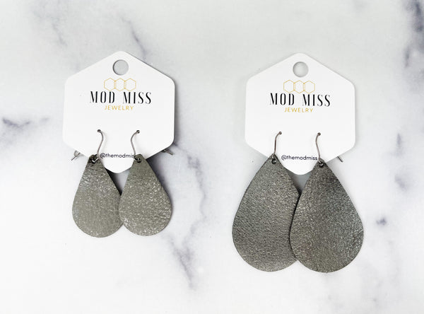 Leather Teardrop Earring "Rock N Roll Gray"
