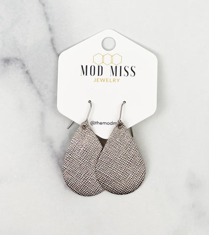 products/saffianogunmetalsmallteardrop_1.jpg
